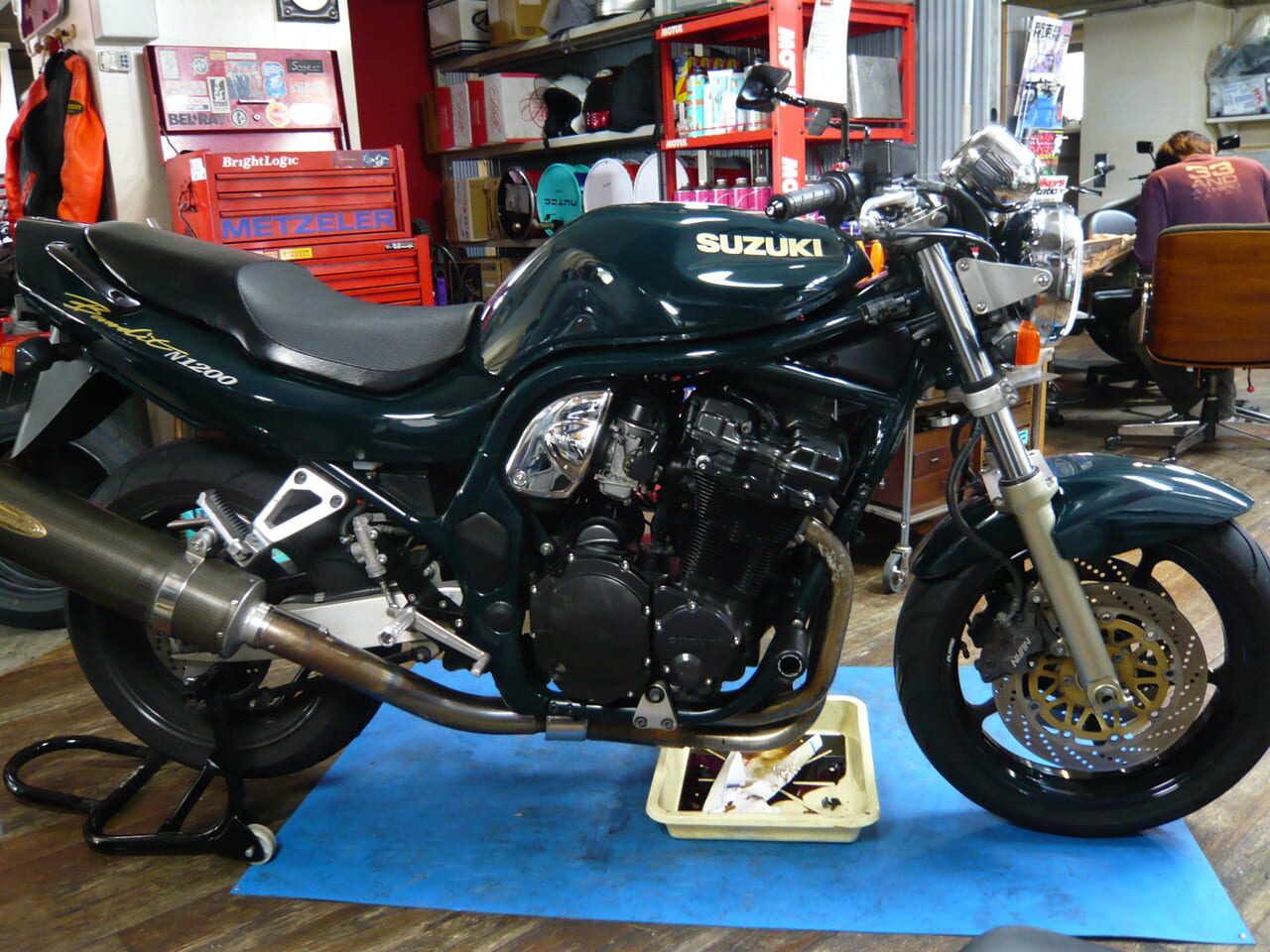GSF1200におっきなオイルクーラー付けようの巻き | decoboco