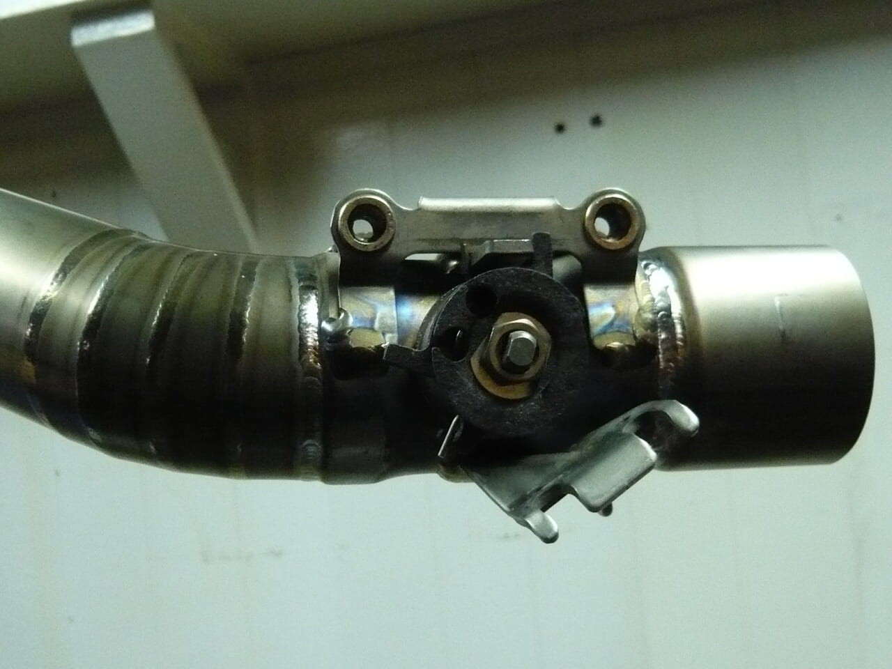そして排気デバイスの巻き