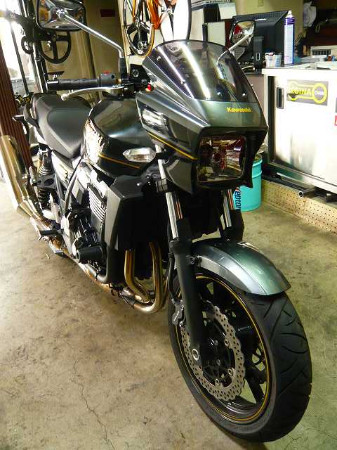 ＺＲＸ1200ダエグ　オイル交換の巻き