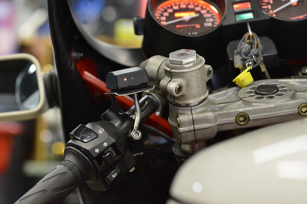 BIMOTA SB3 ETC取付/ｸﾗｯﾁﾜｲﾔｰ
