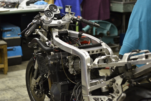 GSXR1100N  ﾒｲﾝﾊｰﾈｽ交換等