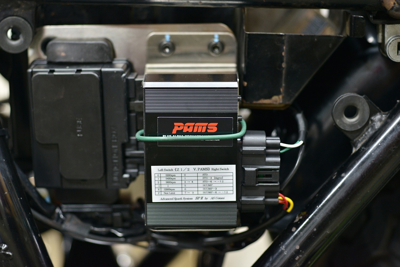 Z900RS メインハーネス交換　MOSFETレギュレター　ウオタニフルパワーキット　その他電装系