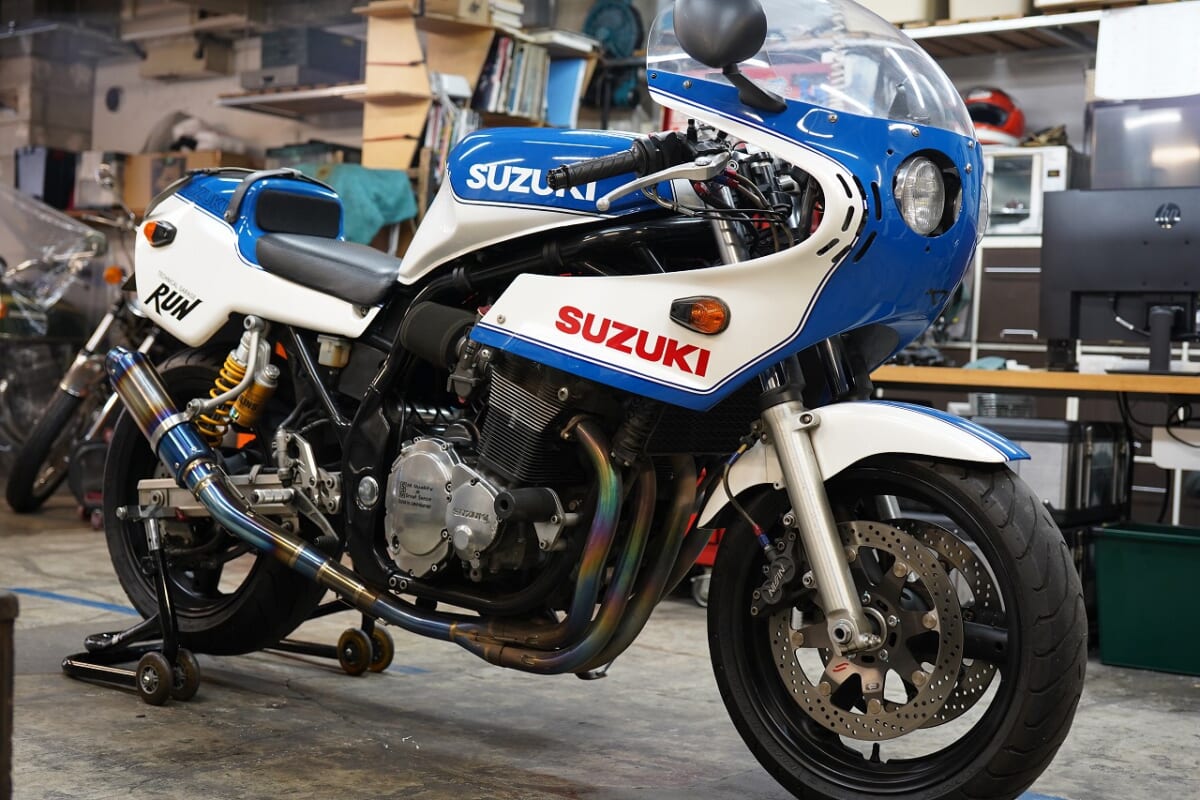男の？漢の？バイク…GS1200SS。車検　デコメンテ　SUSブレーキホース製作　オイル交換　メーター周り研磨など