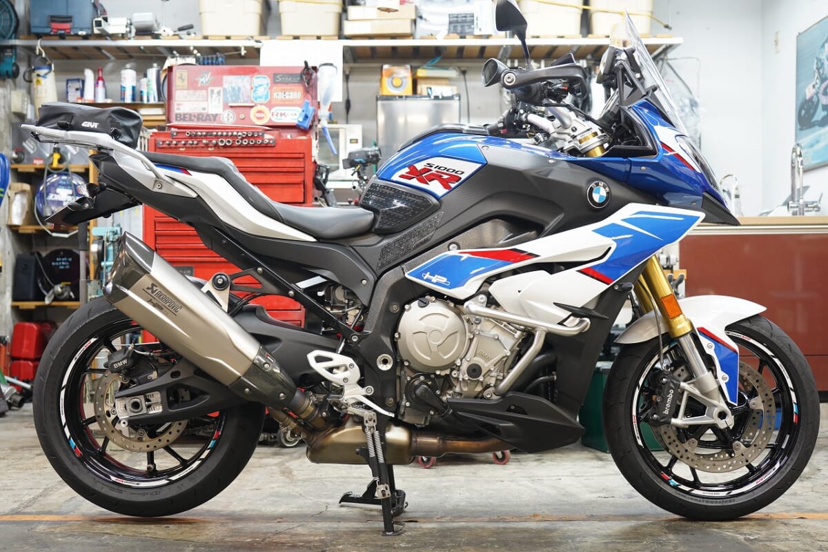 Shell ADVANCE 4T ULTRA 10W-40　BMW S1000XR オイル交換