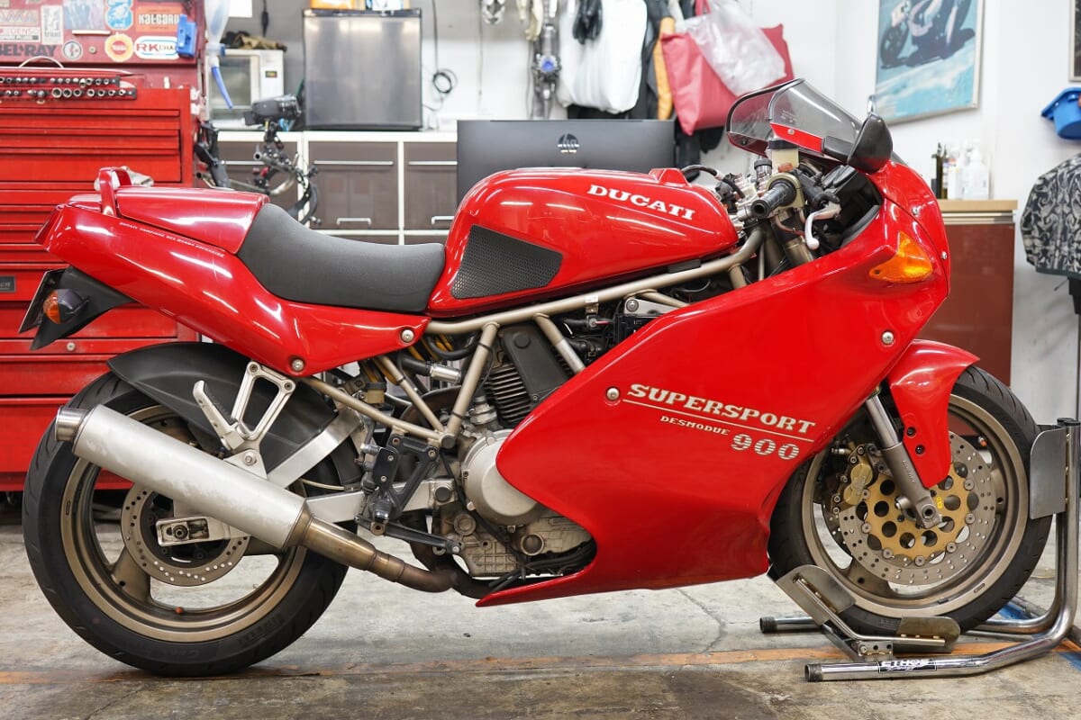 DUCATI 900SS  ヘッドライトカプラー溶け　NOVSIGHT　LEDバルブ取付など