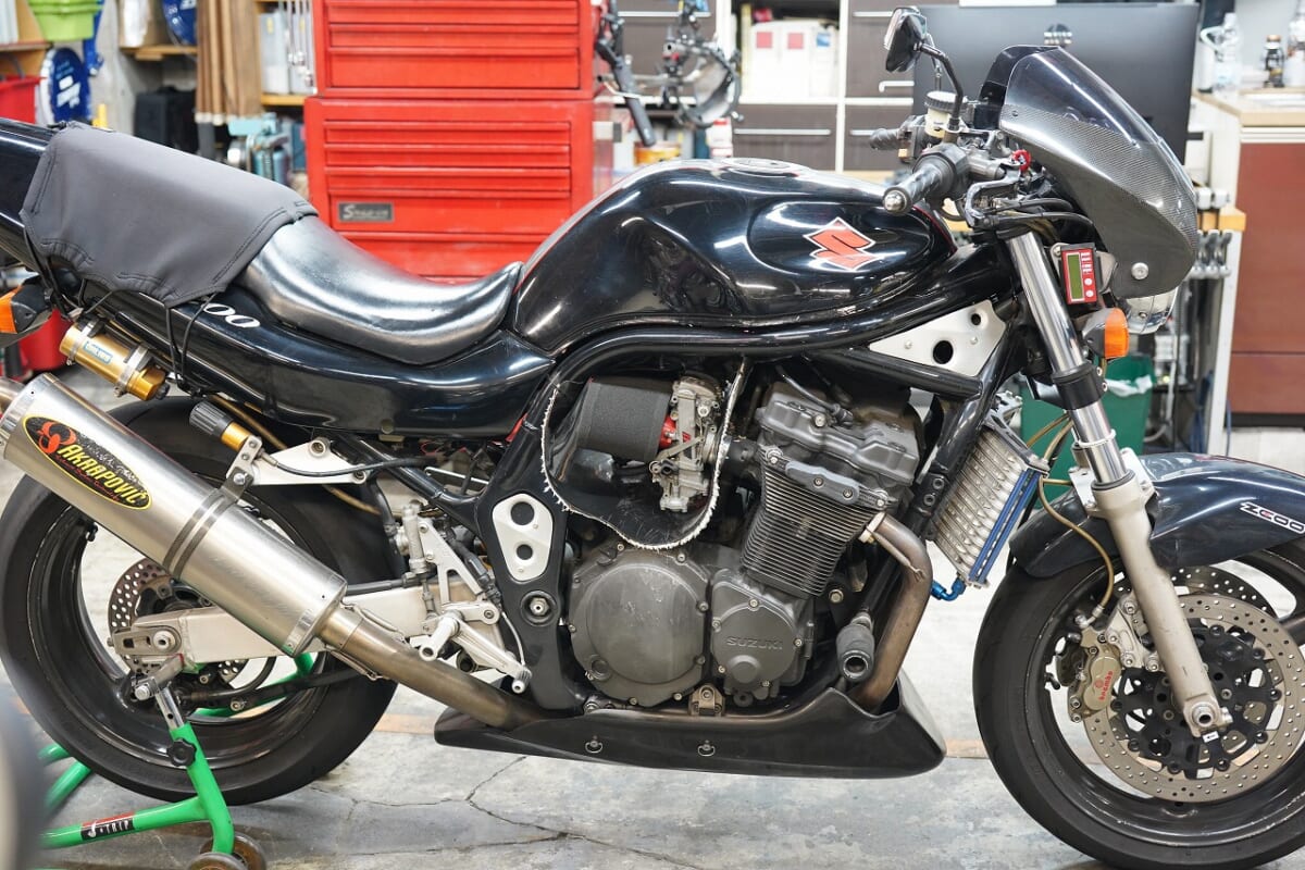 GSF1200 BITO R&D京浜FCR39取付　エンジンオイル交換など