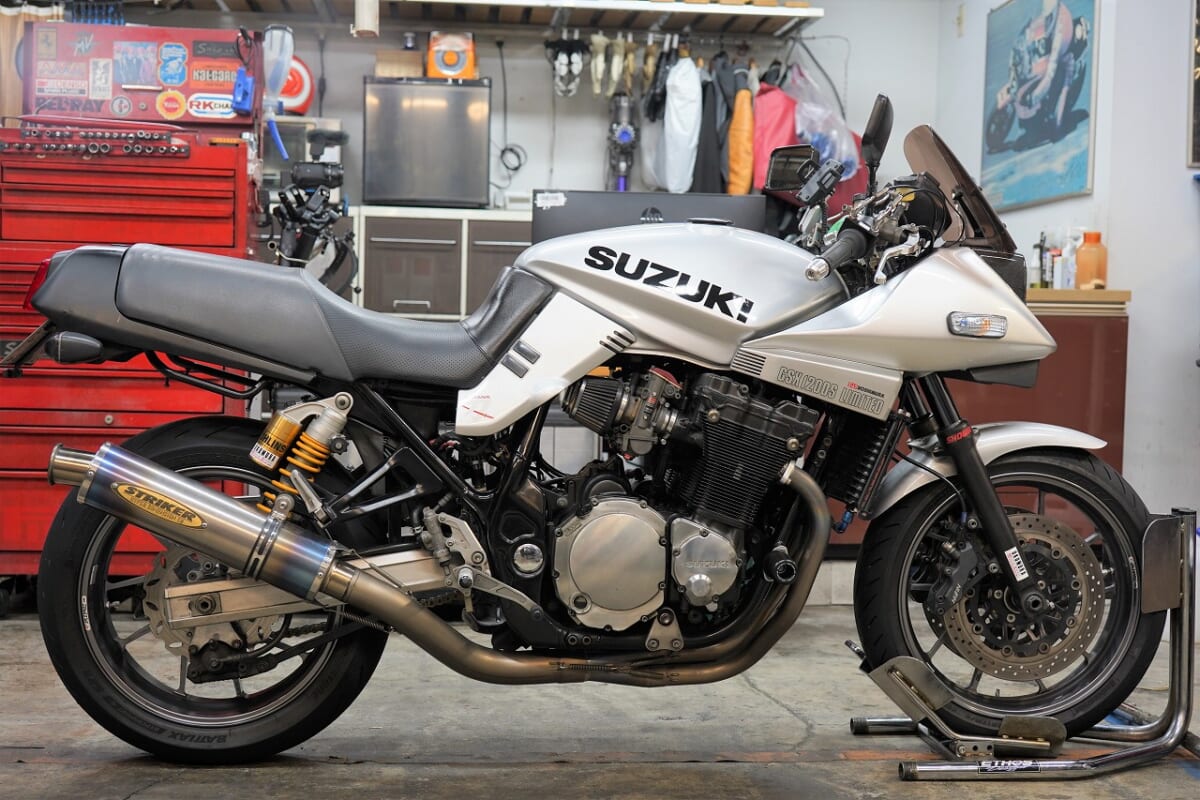 GSX1200Sイナズマ1200油冷カタナ　油冷メンテ+ヨシムラST-1カム取付　スイングアームOH ステムベアリング交換　車検