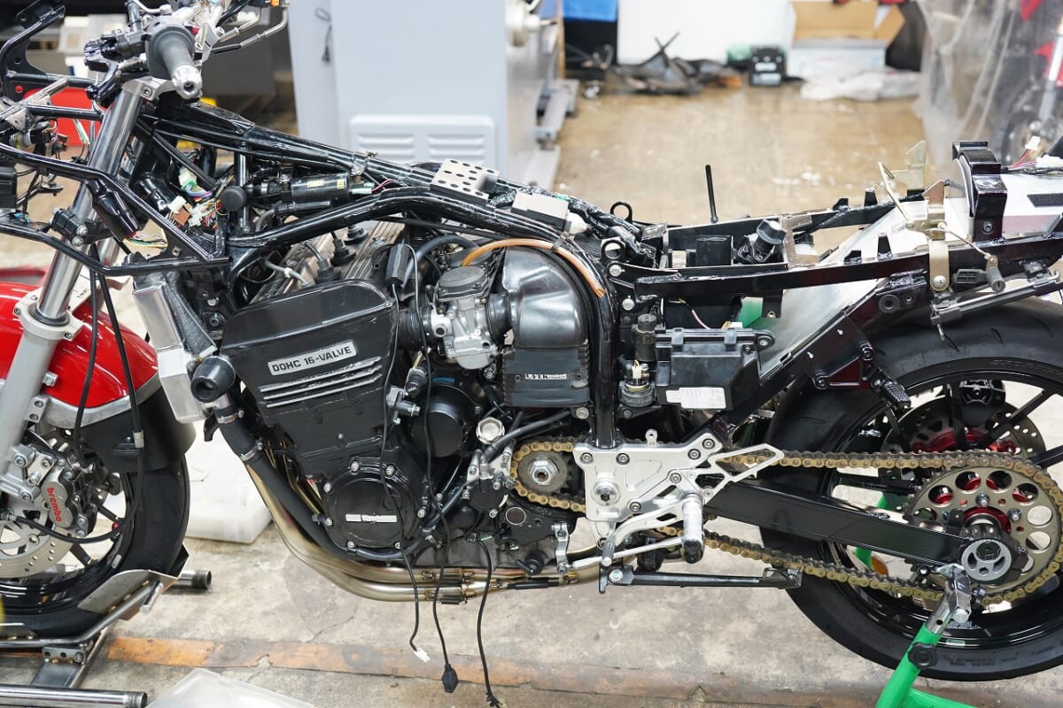 GPZ900R　メインハーネス交換