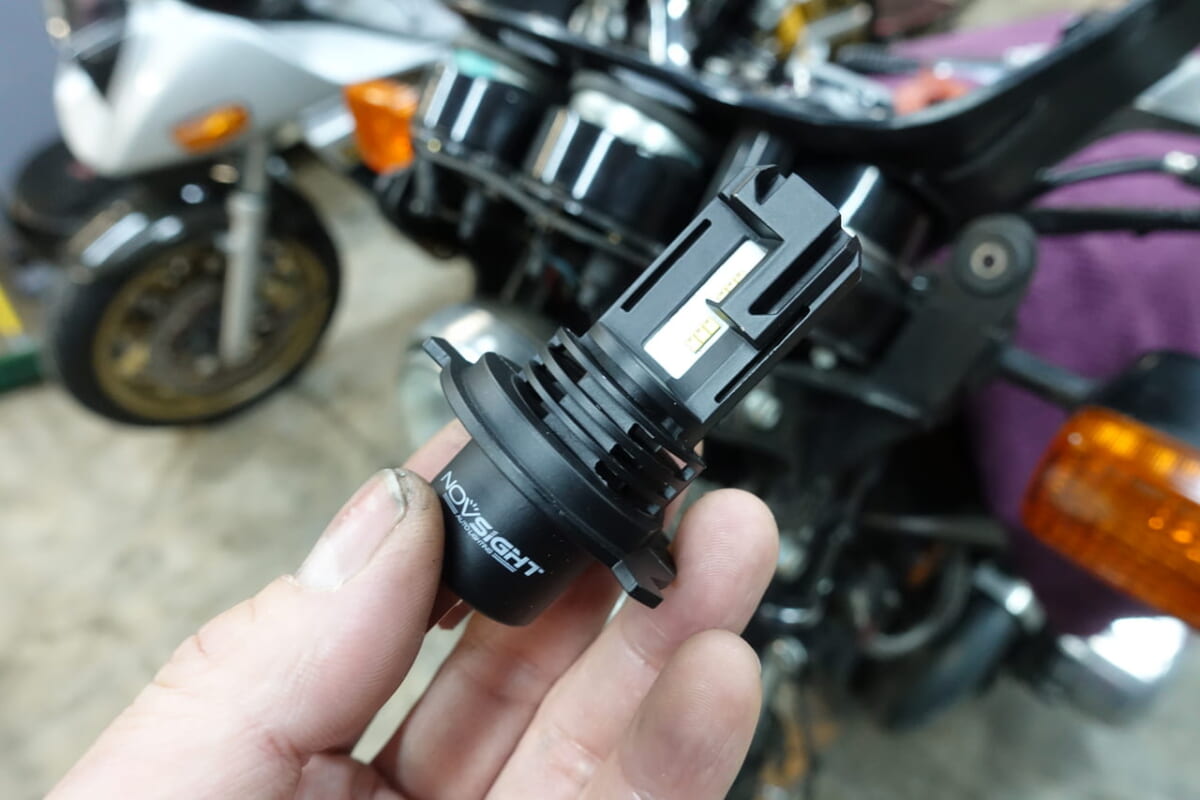 鉄板のLEDヘッドライトバルブ。車検でヘッドライト光量に困ったらこれしかない。