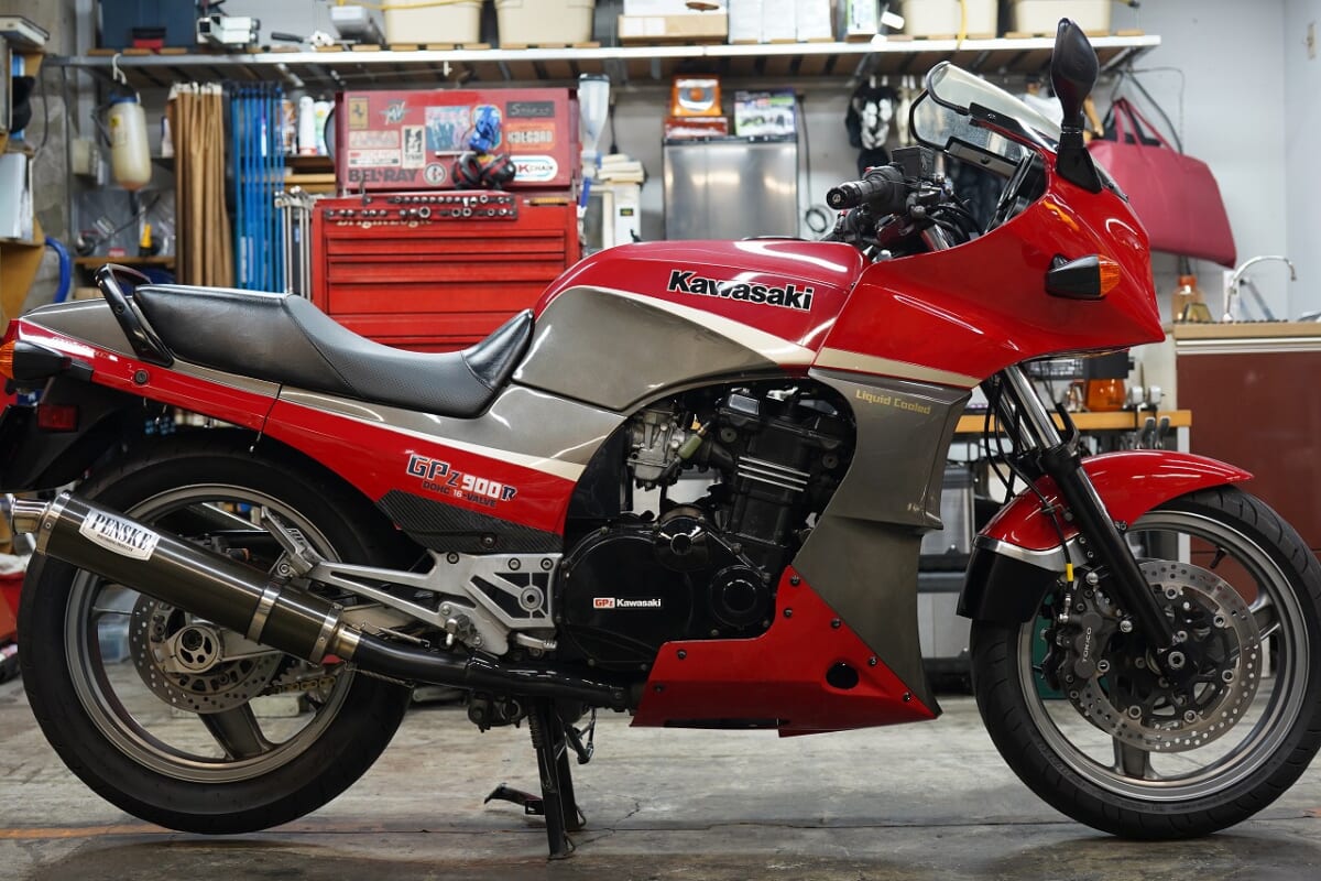GPZ900R 車検　ロードスマートⅣタイヤ交換　フロントマスターOHなど