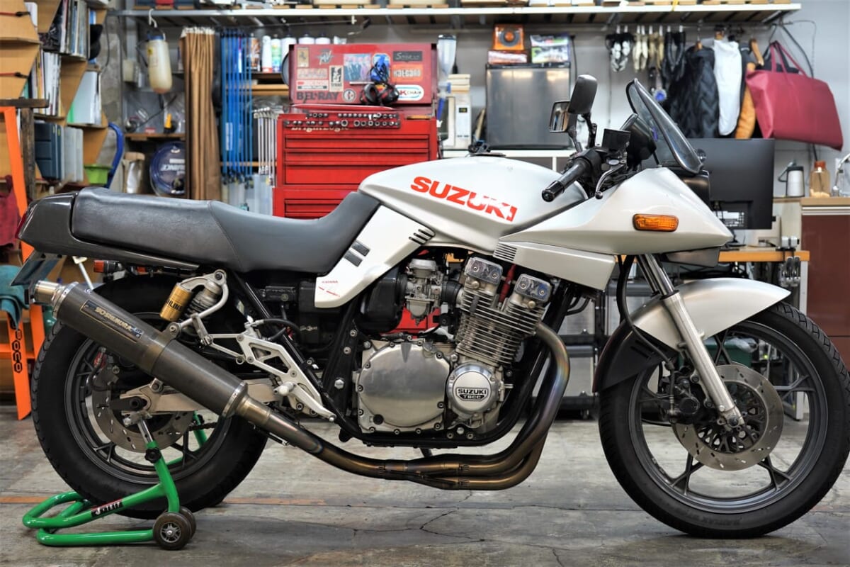 GSX1100SR 国内カタナ　ミツバEDR-21αバイク用ドライブレコーダー取付　デイトナD-UNIT+ デコメンテ　オイル交換など