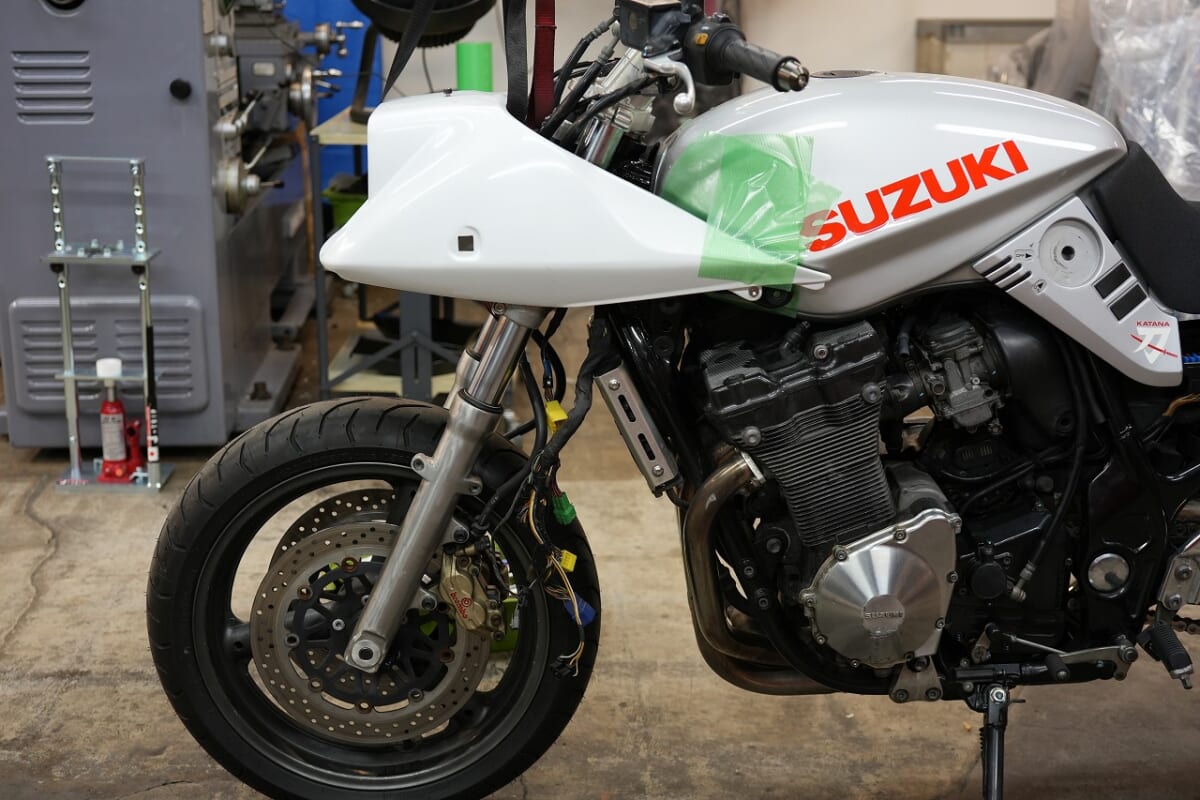 イナズマ1200を油冷カタナ（GSX1200S)にする
