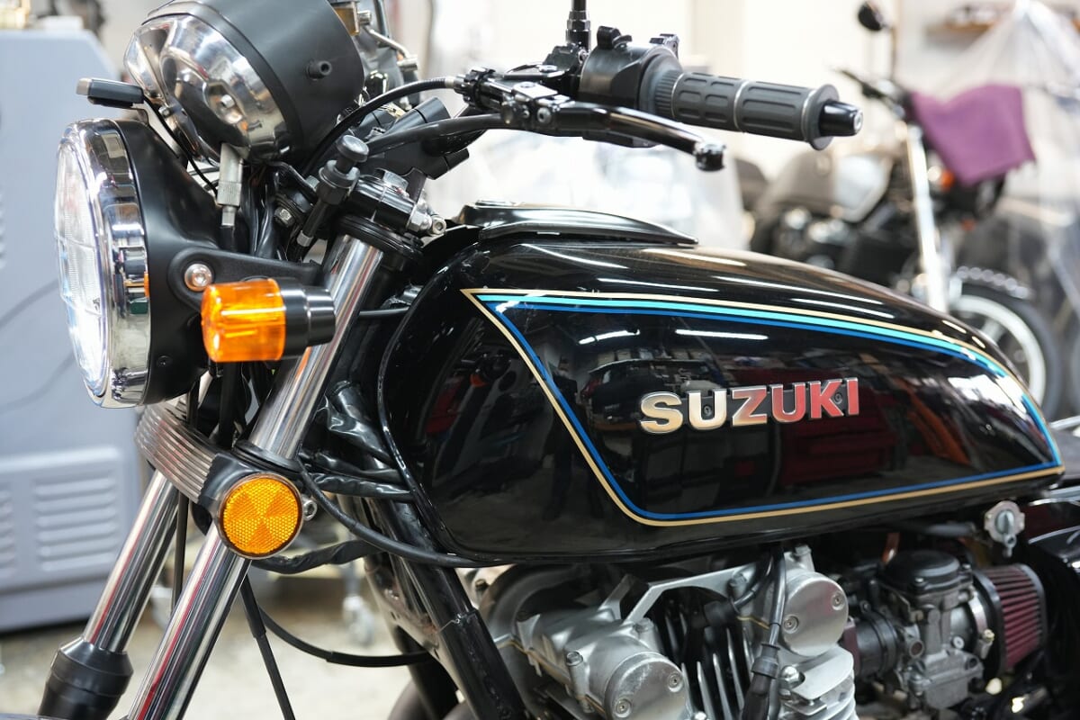 GS750 車検　シート加工　エンジンオイル　フルードその他