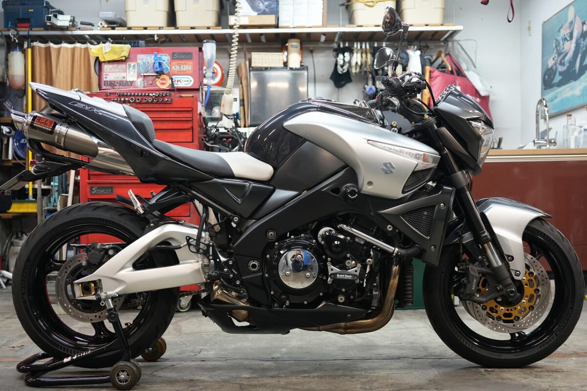 GSX1300BK B－KING デコメンテ　MotoDXプラグ取付
