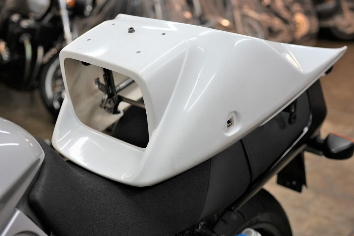 イナズマ1200を油冷カタナ（GSX1200S)にする
