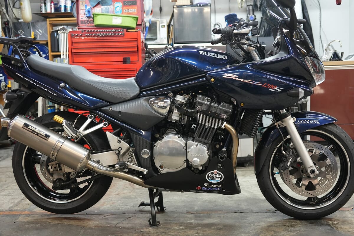 バンディット1200　車検　ロングフェンダー　レーダーステー製作