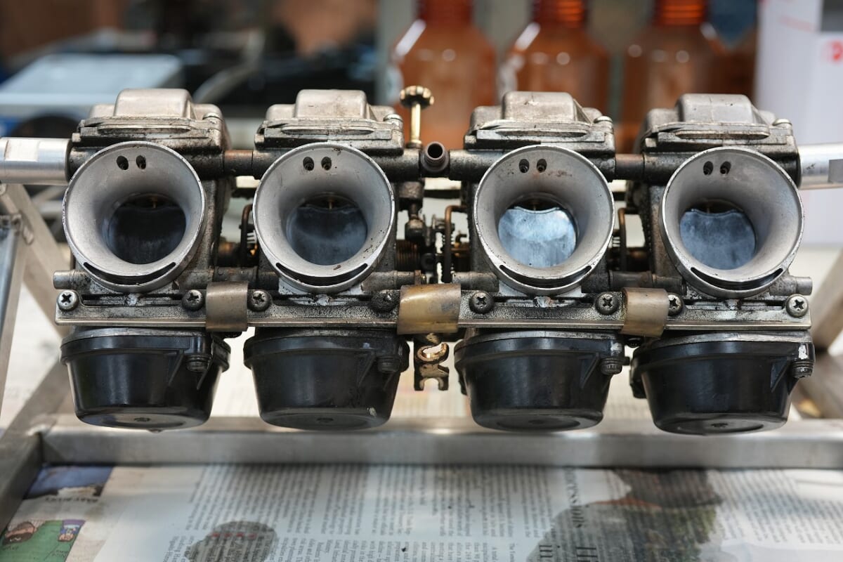 GSF1200 油冷メンテ　キャブレターOH リアメンテ　フロントメンテ　ホイールベアリング交換など