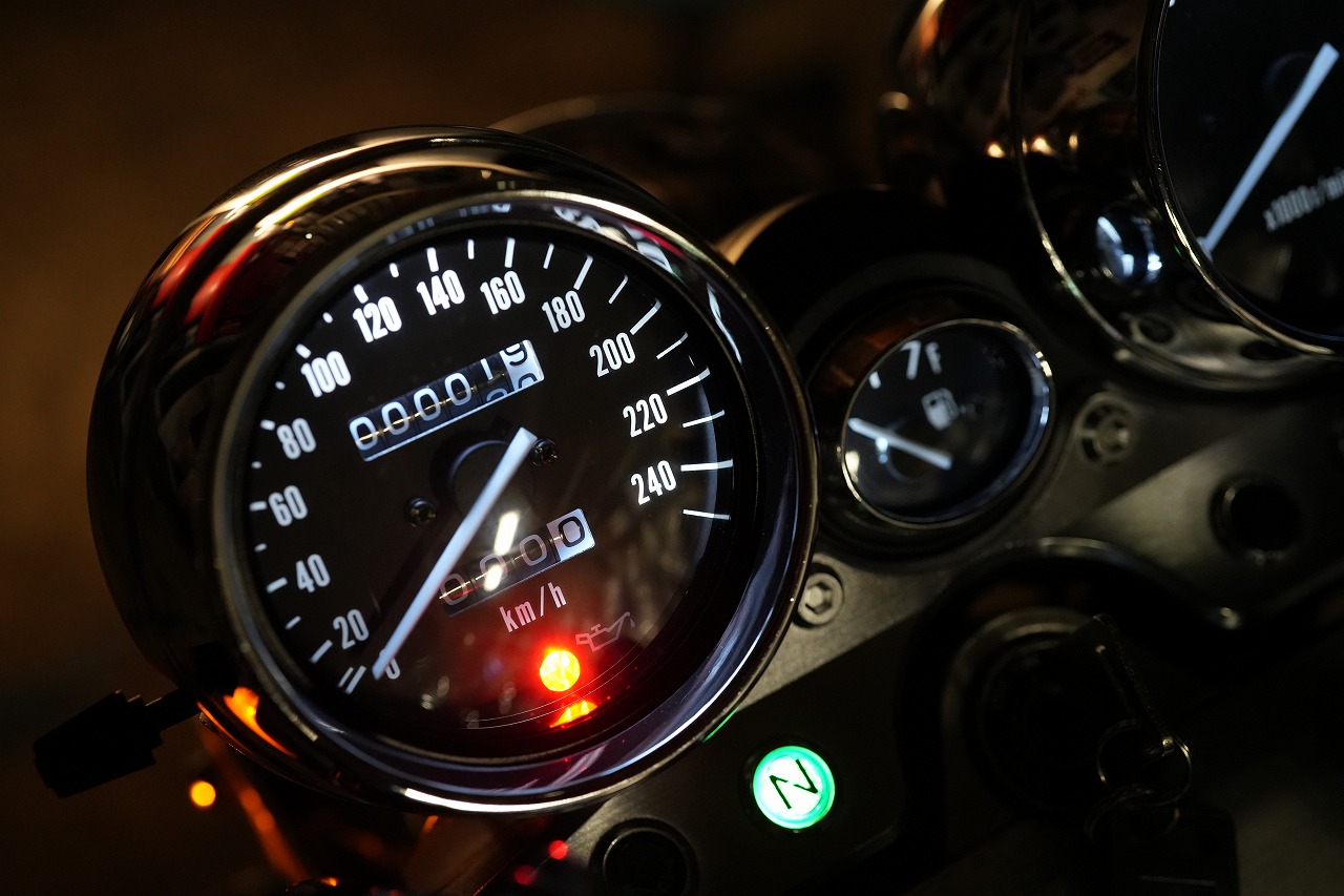 第1話【イナズマ1200】＊イナズマ1200フルスケールメーター編 | decoboco