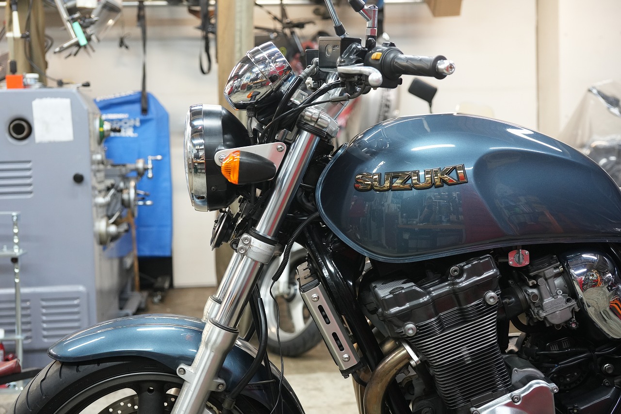 SUZUKI スズキ 純正 イナズマ1200 ヘッドライト周り