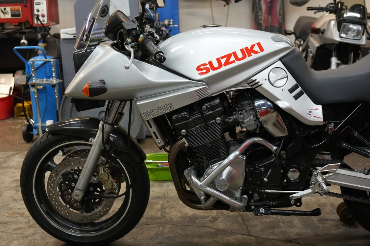 GSX1200S イナズマ1200油冷カタナ　デコメンテ　EDR-21Gα　バイクドライブレコーダー　その他細々