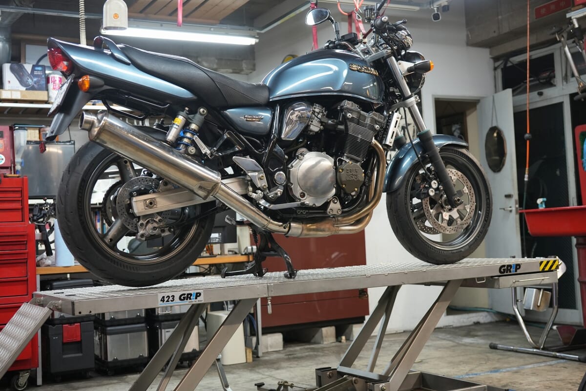 おじさんなのでバイクリフトを使う事にしました(/ω＼)