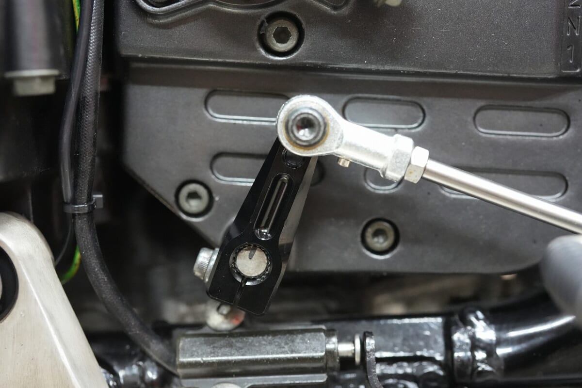 【Thoughts】( *´艸｀)バイク操作系の改善。シフトフィーリングを自分の好みにしてみる。実はニュートラルも入れ易くなる。