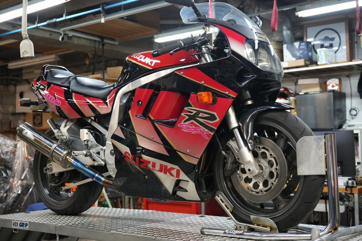 GSX-R1100N 車検　ELF MOTO4RACEオイル交換