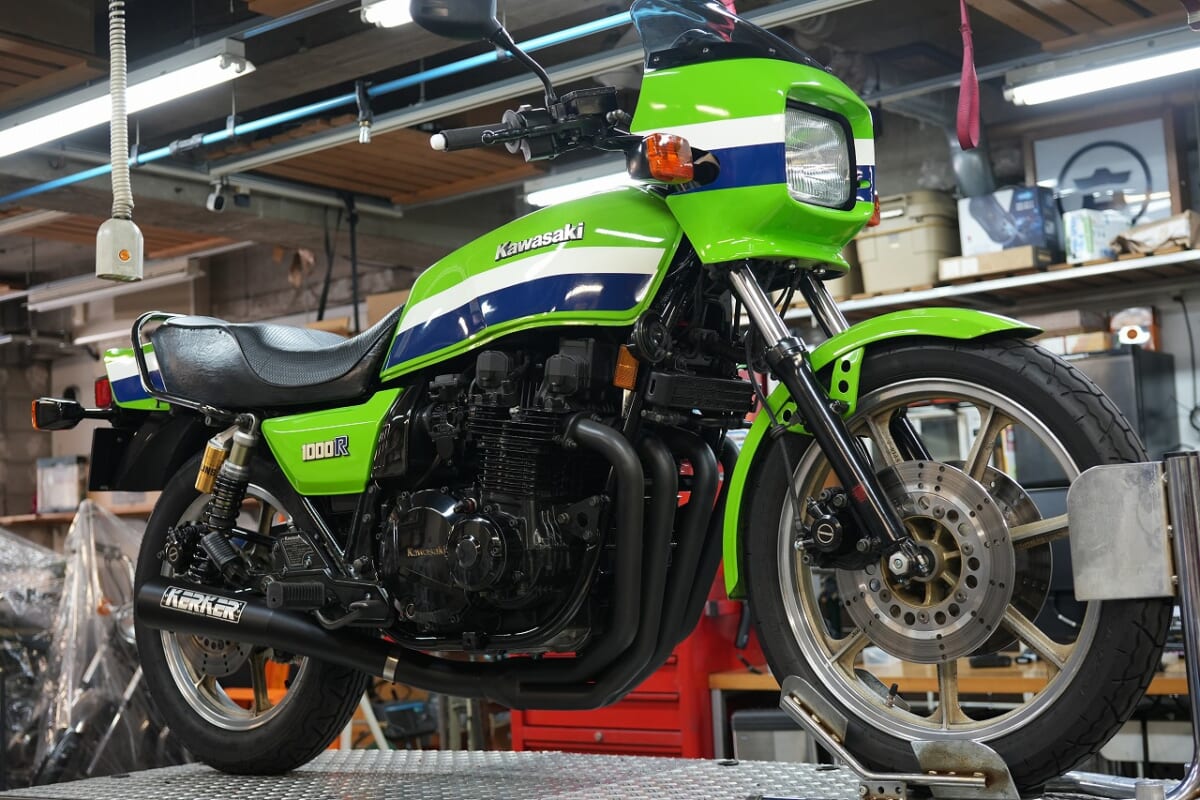 Z1000R1 KZ1000R1 ローソンレプリカ　車検　デコメンテ　ELF MOTO4RACEオイル交換