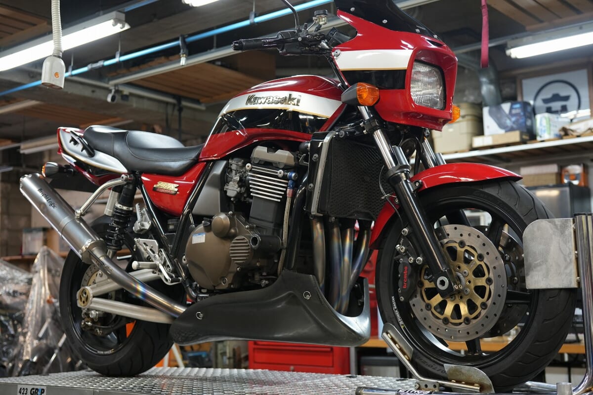 ZRX1200 車検　オイル・フルード・リアパッド交換
