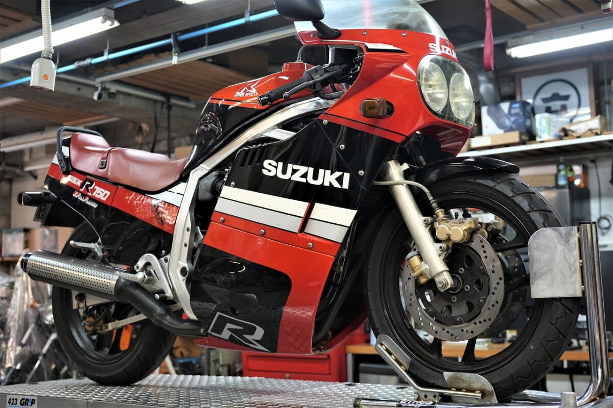 GSX750R(GSXR750)GR71 フロントメンテ+OH リアブレーキパッドその他
