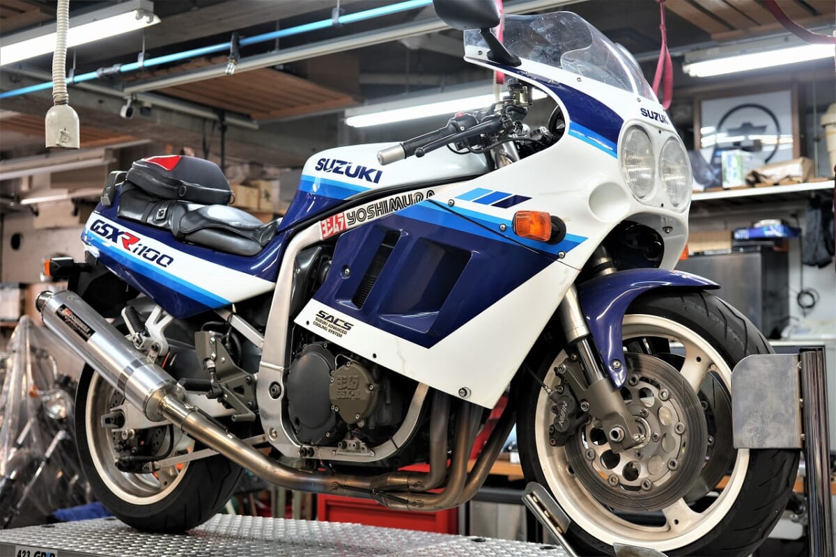 GSX-R1100L 車検　オイル交換　LEDバルブ交換　メーター取付など