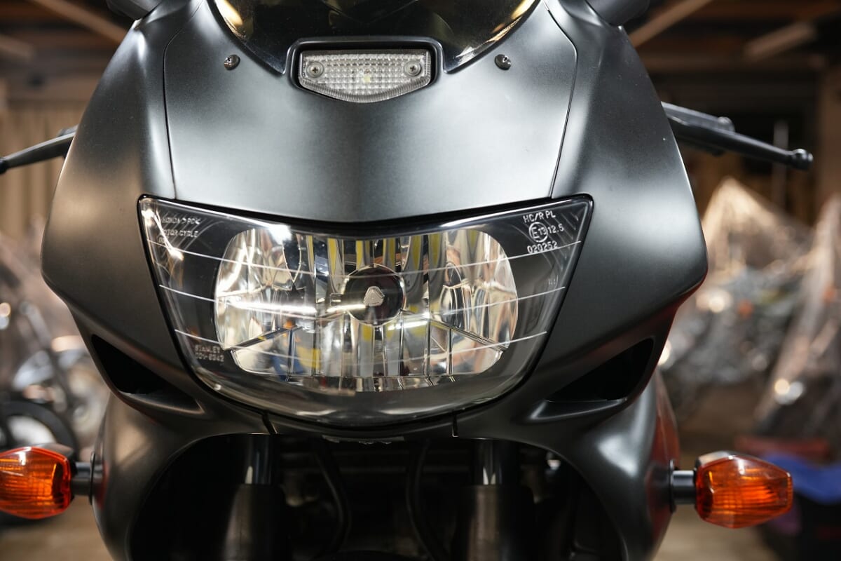 VTR1000F 車検　デコメンテ　タイヤ交換（R)　オイル交換など