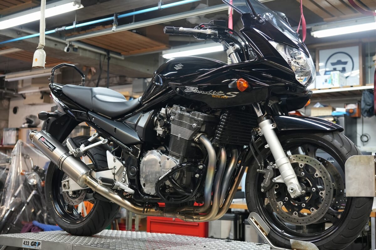 バンディット1200K6 車検　フロントマスターOH エアフィルター＆点火プラグ交換　チェーン回り異音？