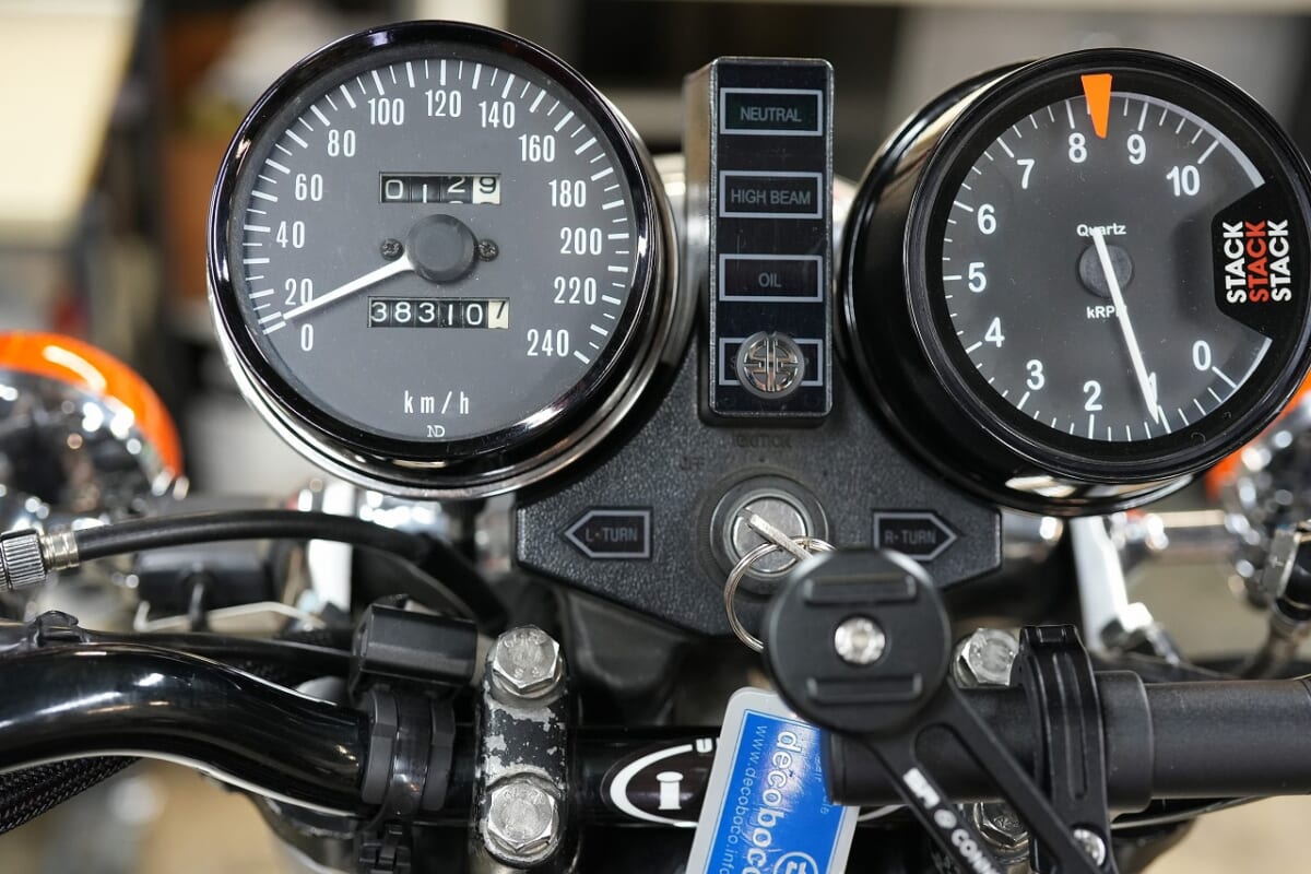 Z1000LTD 車検　デコメンテ　キャブOH ウインカー交換など