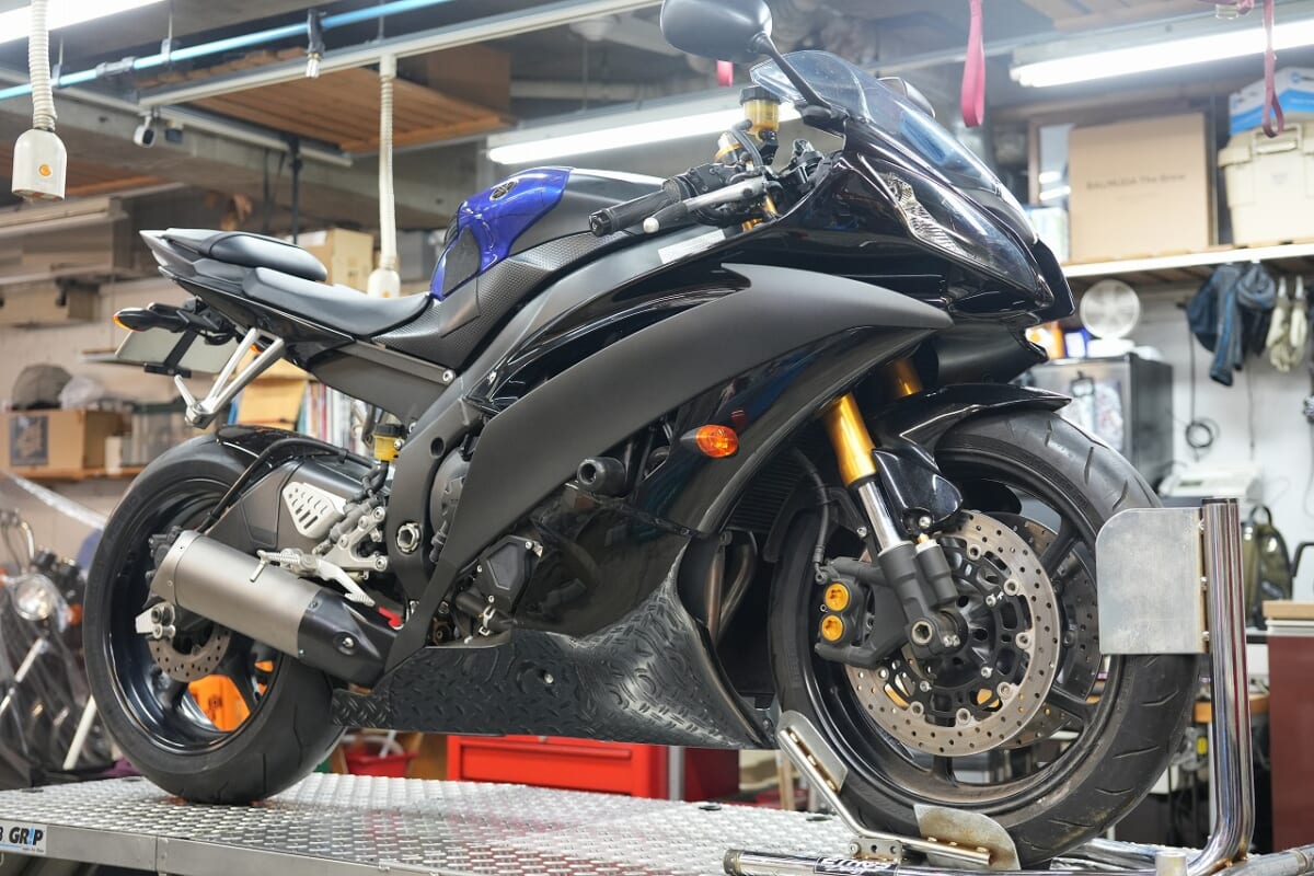 YZF-6R 車検　オイル・フルード・クーラント交換