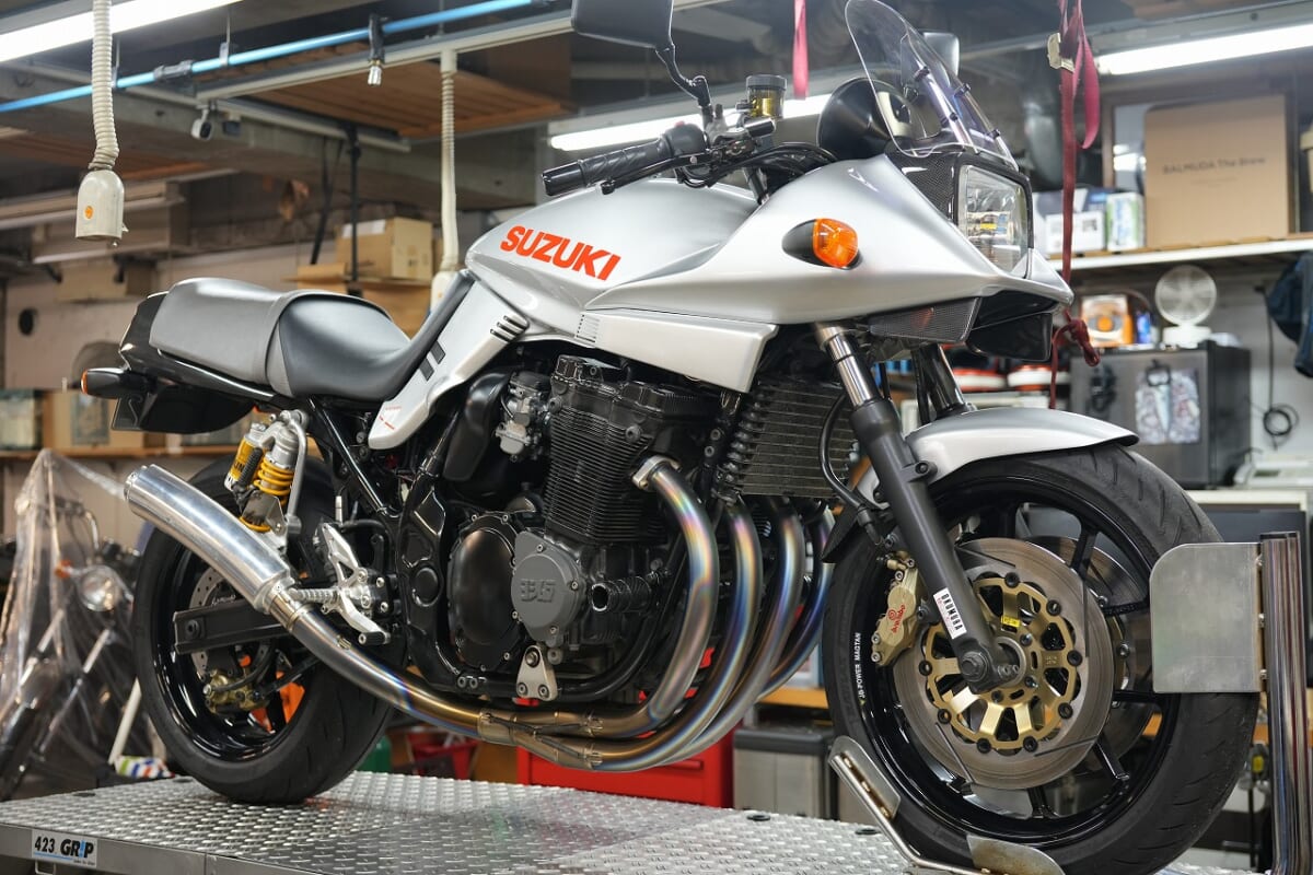 GSX1200S イナズマ1200油冷カタナ　車検　デコメンテ他