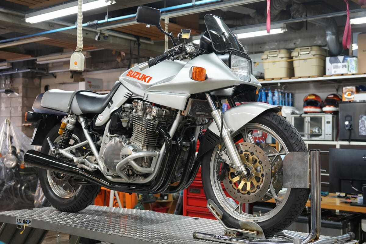 GSX1100SR 車検　メーターOH エンジンオイル交換　グロメット交換他