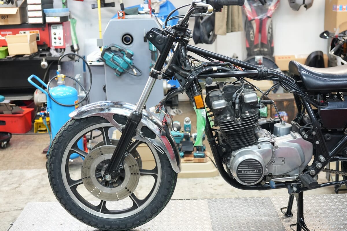 Z1000MK2 長期冬眠から動かしフルノーマルに戻す？ソフトレストア　ブレーキキャリパー・マスターOH
