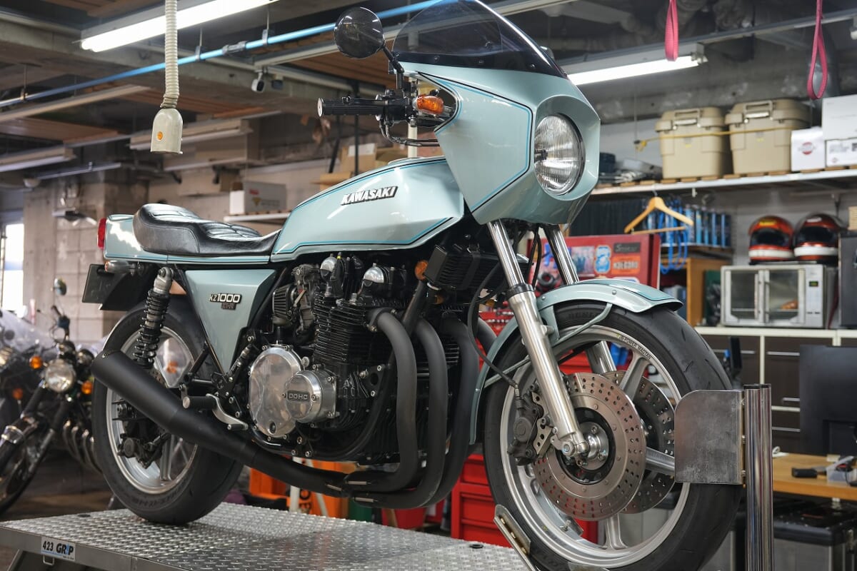Z1R EDR-21αドライブレコーダー＆D-UNIT+取付　オイル交換