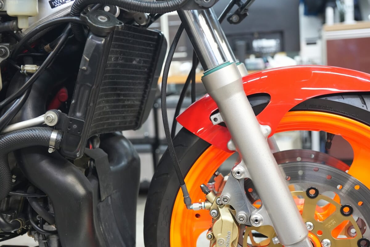 TZR250 3MA ブレーキホース製作　フロントメンテ　チェーン交換など