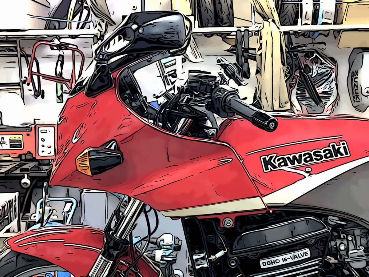 GPZ900R 冷却水漏れ修理