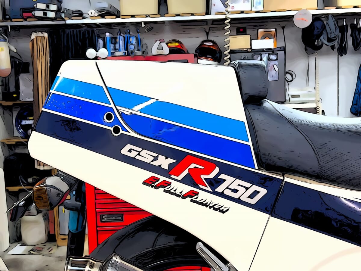 GSX-R750 GR71 ブレーキマスター交換　クラッチホース製作　マスタータンクステー製作　オイルフィルター小型化