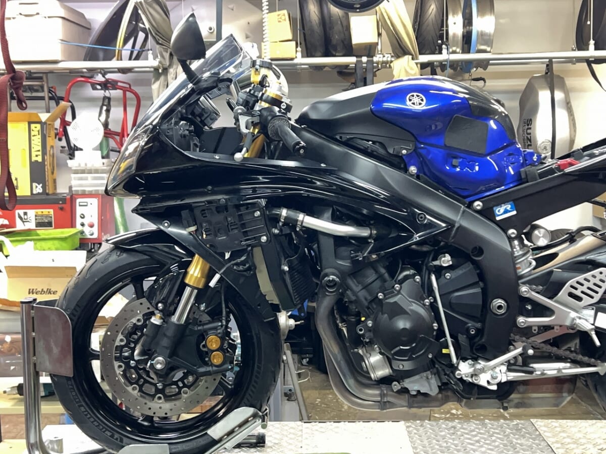 YZF-R6 デコメンテ　シェルアドバンスオイル交換