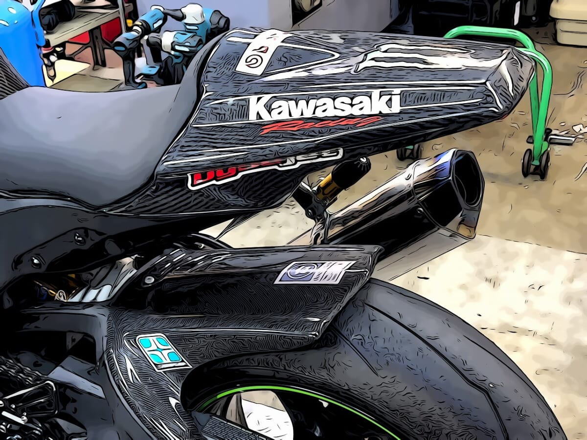 ZX10R フェンダーレス製作　オイル・フルード・冷却水交換