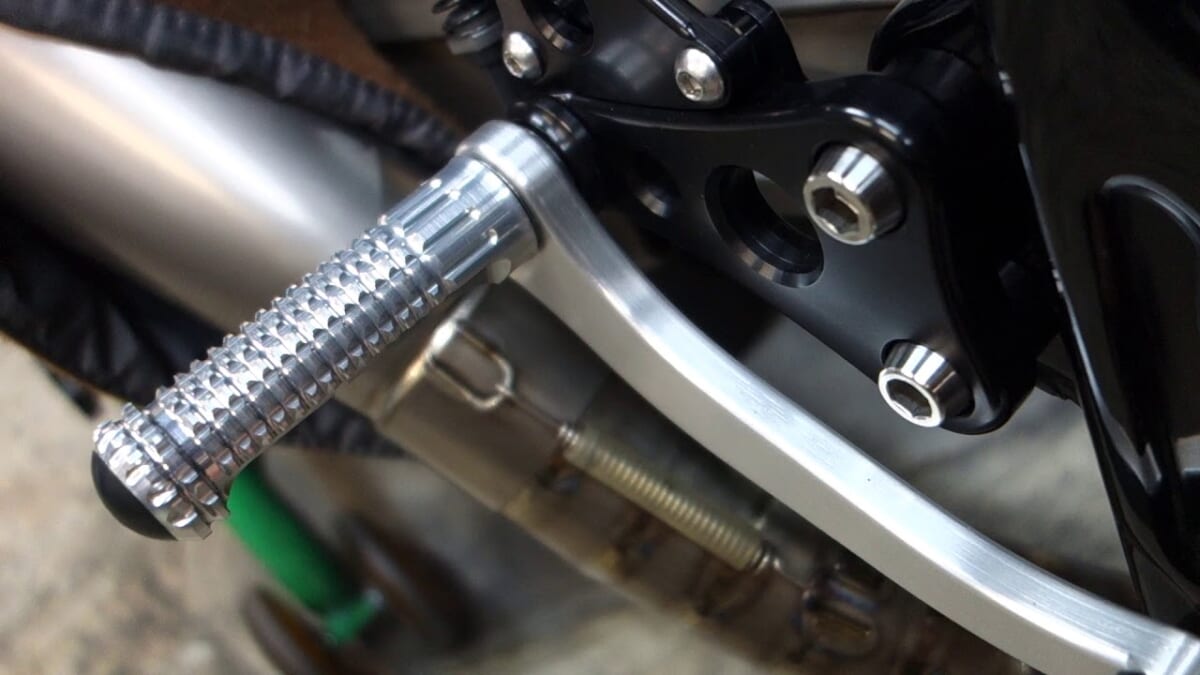 GS1200SS　バックステップ製作　キャッチタンク製作　カウルステー交換　ブレーキホース製作　その他
