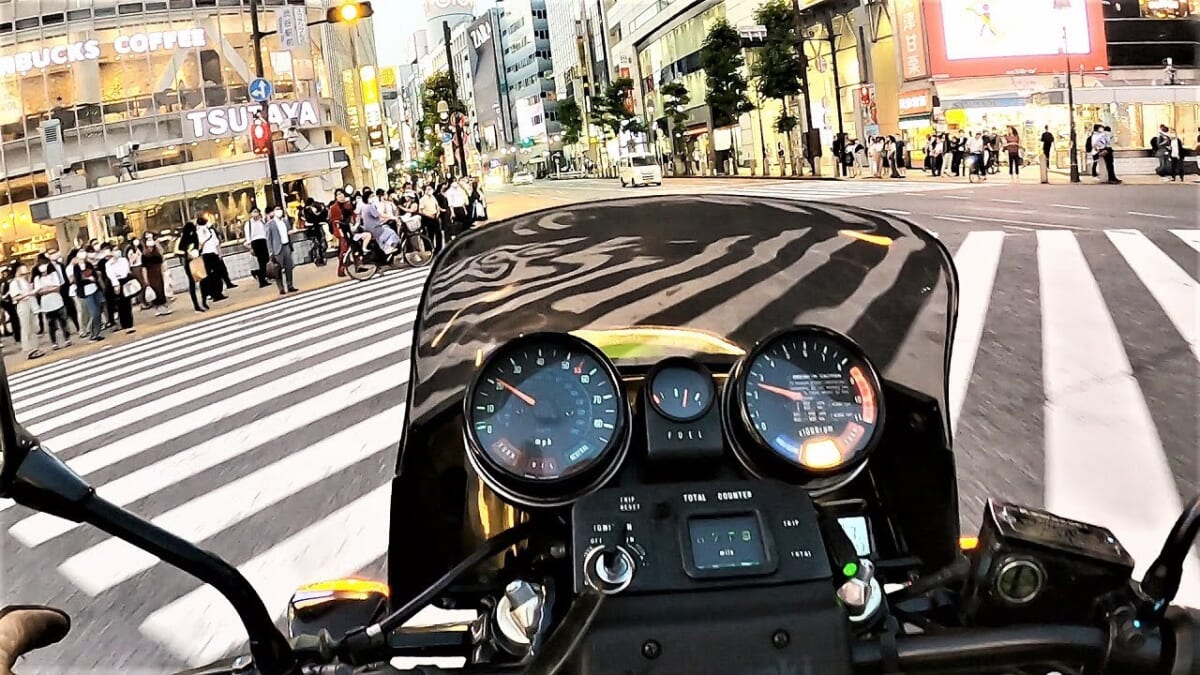 【モトブログ・試乗】Z1000R GPZ900R  Test drive Shibuya Scramble intersection emergency release
