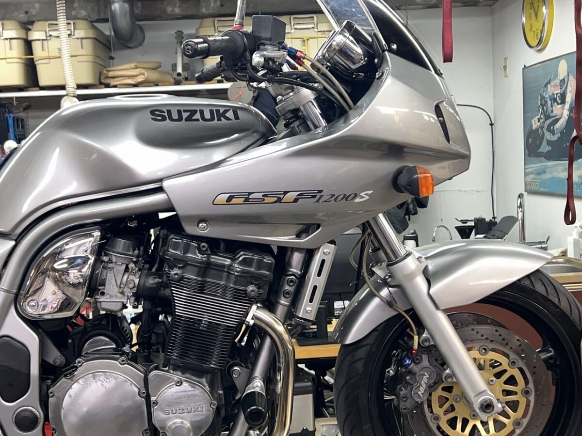 GSF1200 車検　FCCクラッチ交換　シェルアドバンスオイル交換