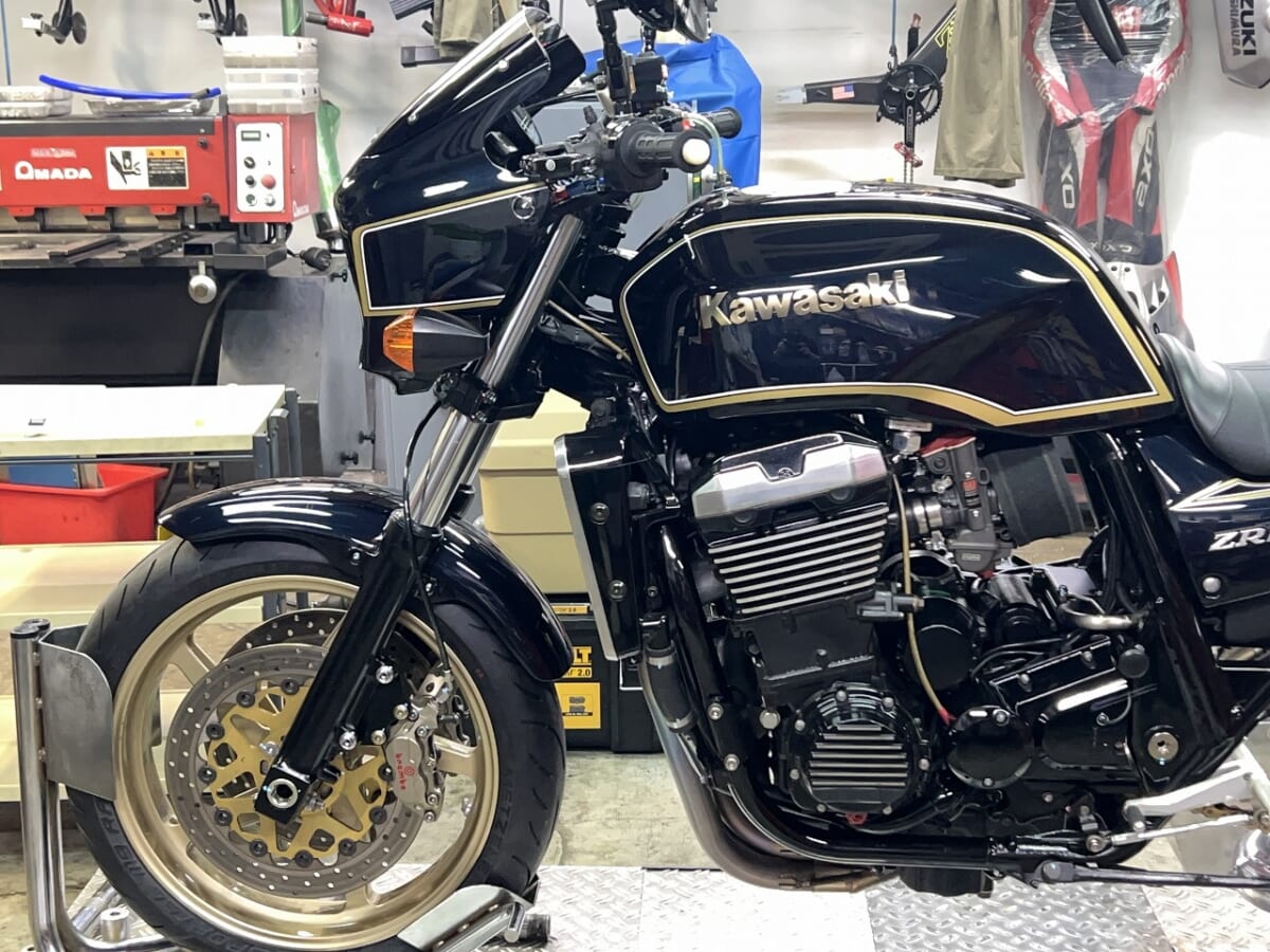ZRX1100 TMR&OHLINS OH メッツラーM9RR BITOシャフト　ウィリーサポートその他