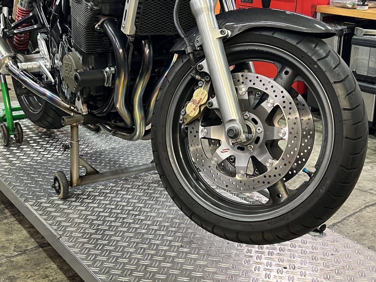 GSX1200S イナズマ油冷カタナ　EDR-22ドライブレコーダー　ヨシムラTIサイクロン　など
